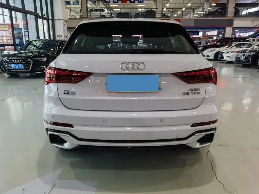 2024 Audi Q3 1.5T 160HP L4 7DCT,autocango,china used car exporter,china ev exporter,chinese used car exporter,chinese used ev exporter