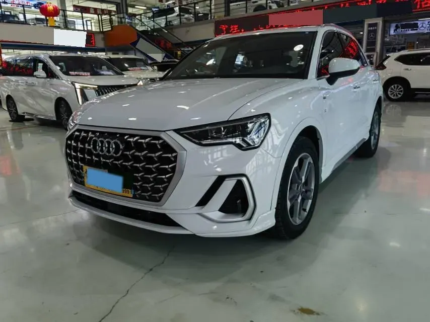 2024 Audi Q3 1.5T 160HP L4 7DCT,autocango,china used car exporter,china ev exporter,chinese used car exporter,chinese used ev exporter