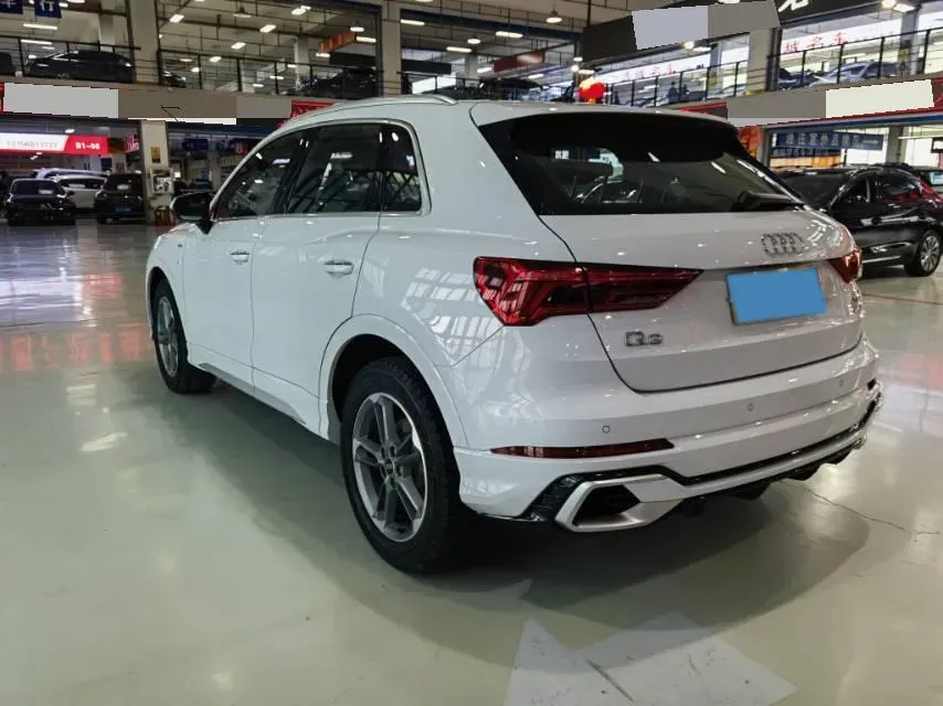 2024 Audi Q3 1.5T 160HP L4 7DCT,autocango,china used car exporter,china ev exporter,chinese used car exporter,chinese used ev exporter