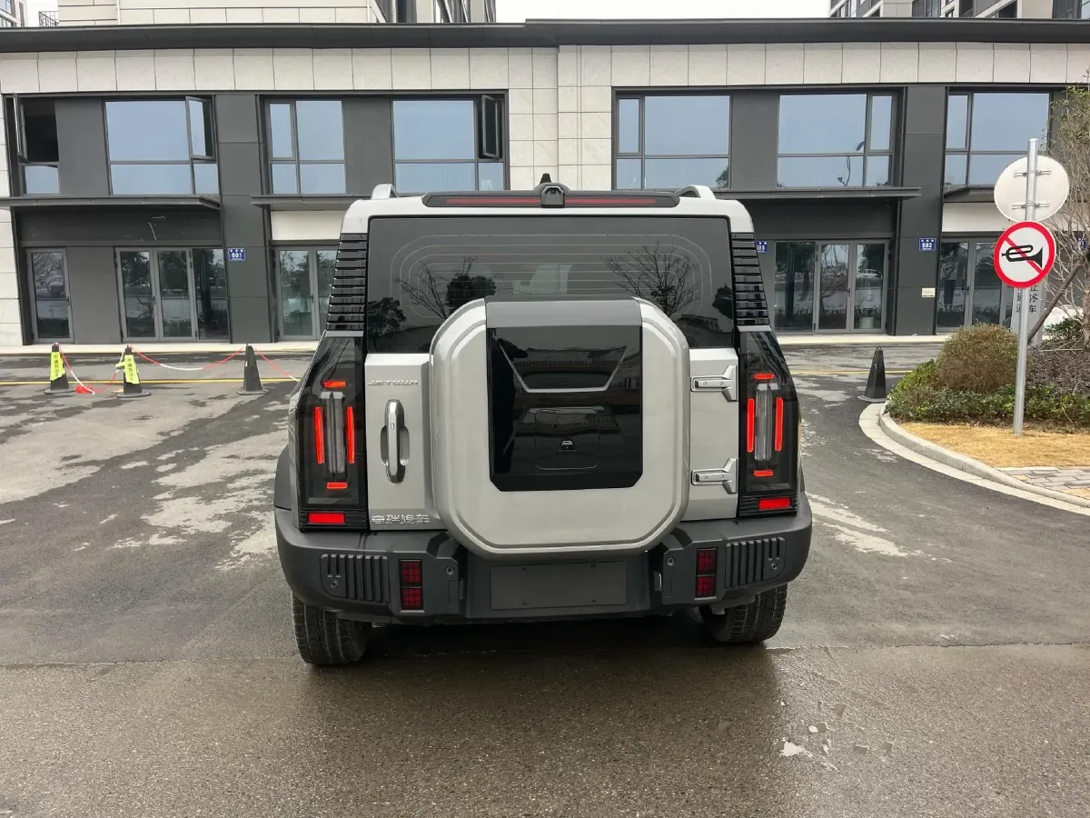 2025 Jetour Traveller 1.5T 184HP L4 7DCT,autocango,china used car exporter,china ev exporter,chinese used car exporter,chinese used ev exporter
