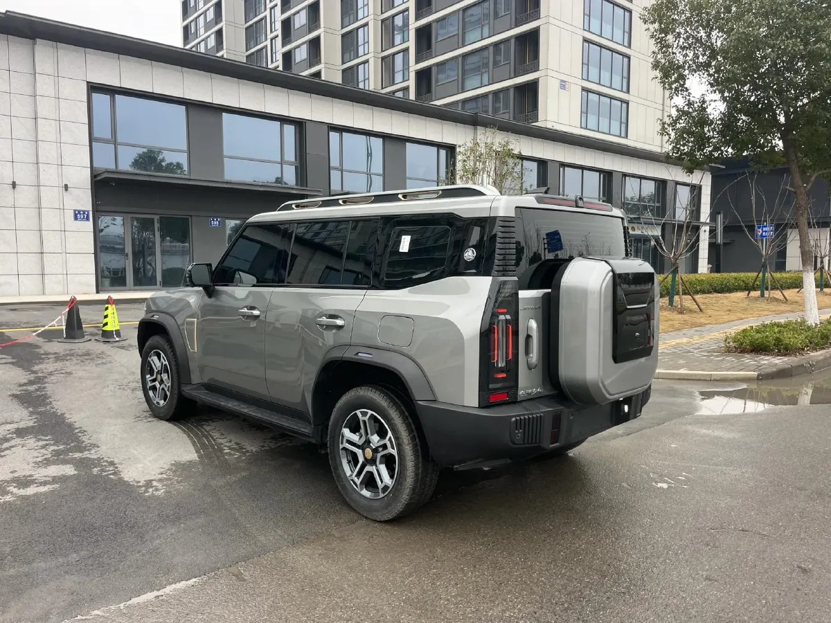 2025 Jetour Traveller 1.5T 184HP L4 7DCT,autocango,china used car exporter,china ev exporter,chinese used car exporter,chinese used ev exporter