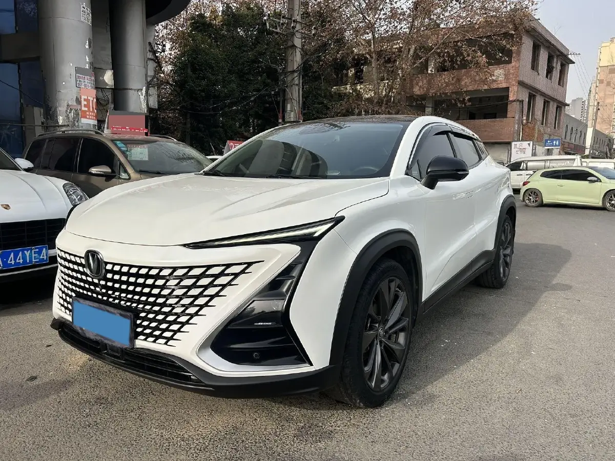 2020 ChangAn UNI-T 1.5T 180HP L4 7DCT