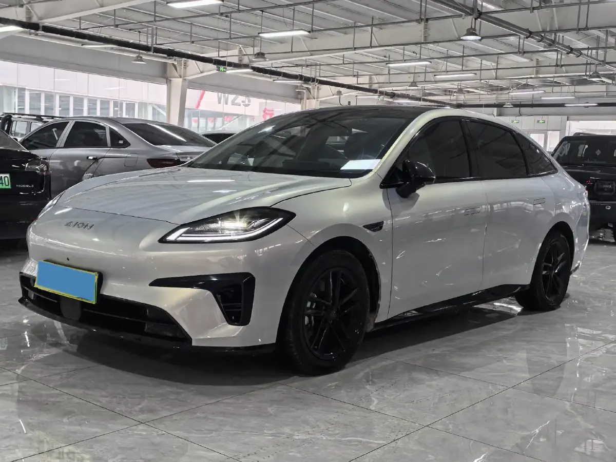 2025 Aion AION RT BEV 68.1KWH