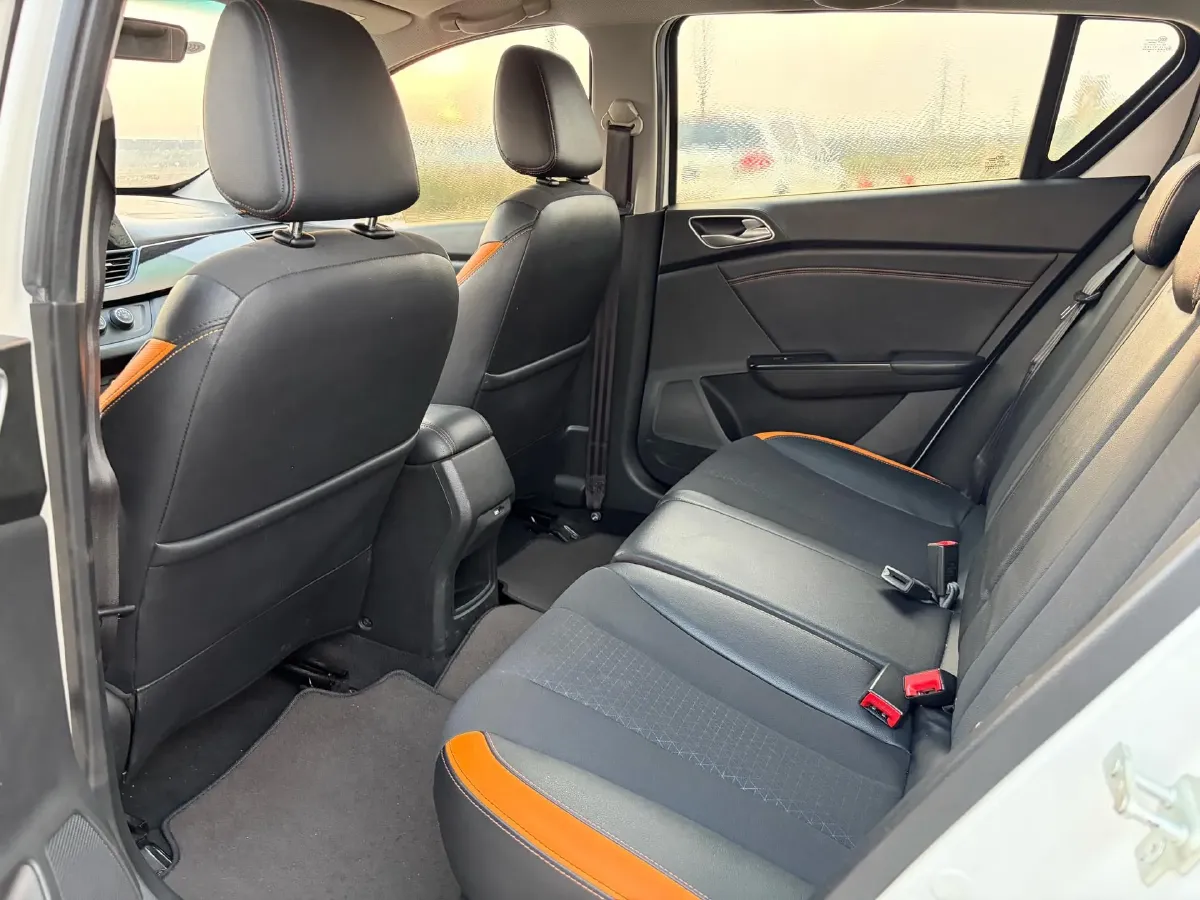 2017 Karry K50 1.5L 109HP L4 5MT,autocango,china used car exporter,china ev exporter,chinese used car exporter,chinese used ev exporter