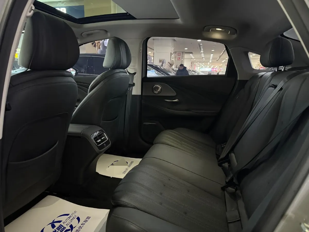 2024 Fulwin FulwinA8 1.5T 156HP L4 1DHT PHEV 18.3KWH,autocango,china used car exporter,china ev exporter,chinese used car exporter,chinese used ev exporter