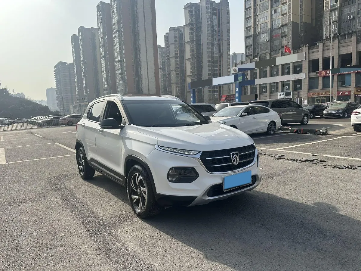 2017 BaoJun 510 1.5L 112HP L4 6MT,autocango,china used car exporter,china ev exporter,chinese used car exporter,chinese used ev exporter