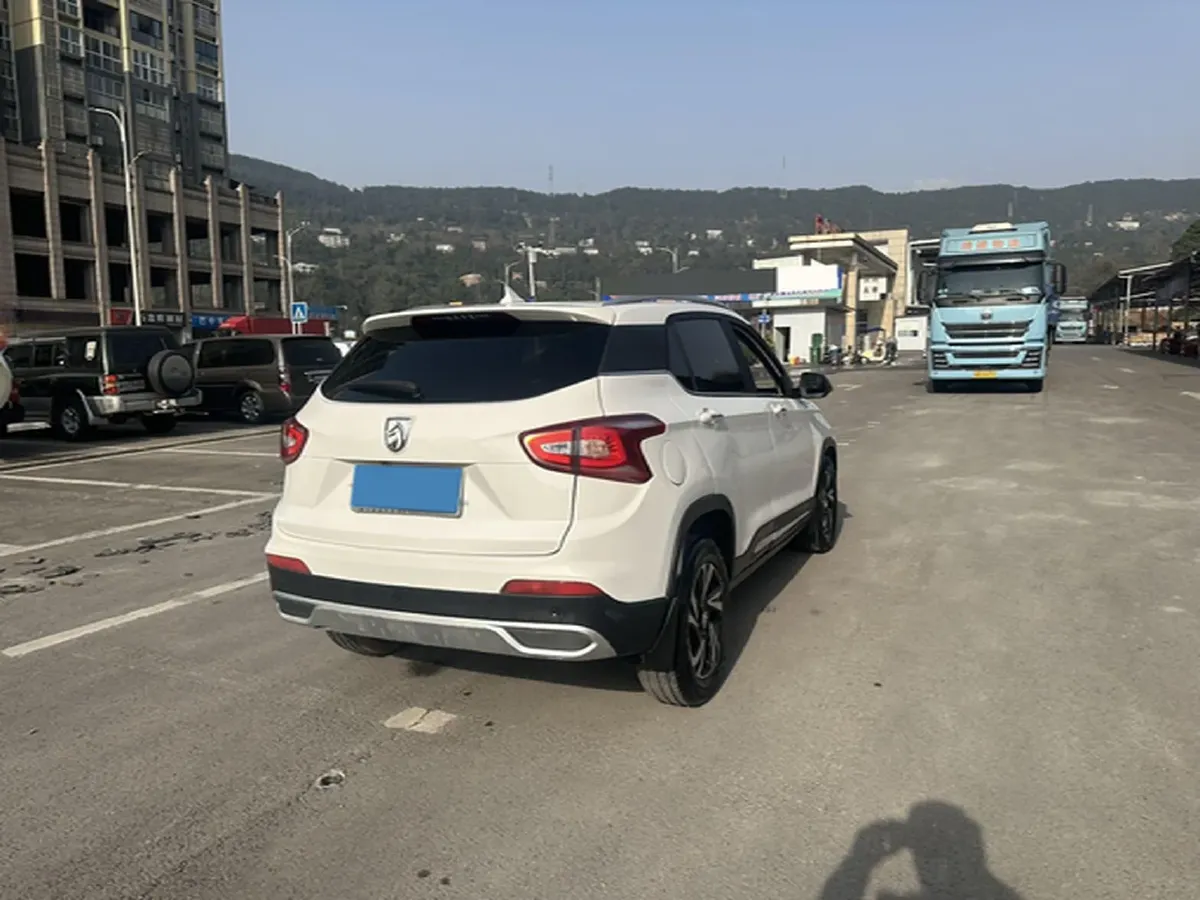 2017 BaoJun 510 1.5L 112HP L4 6MT,autocango,china used car exporter,china ev exporter,chinese used car exporter,chinese used ev exporter