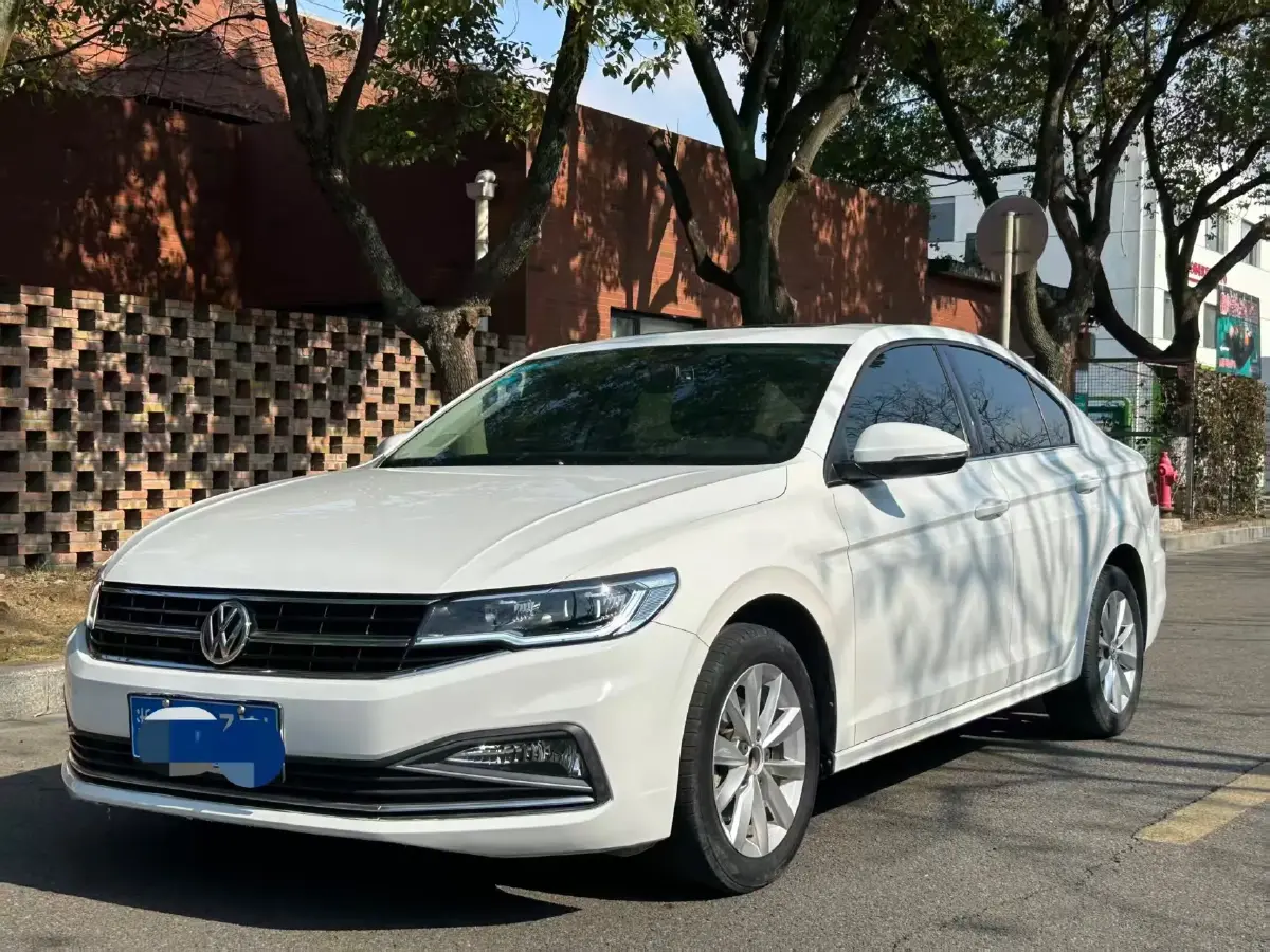 2020 Volkswagen Bora 1.5L 113HP L4 6AT