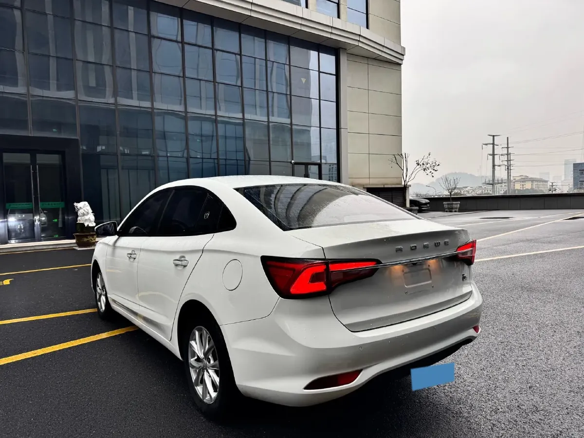 2019 Roewe i5 1.5L 120HP L4 CVT,autocango,china used car exporter,china ev exporter,chinese used car exporter,chinese used ev exporter