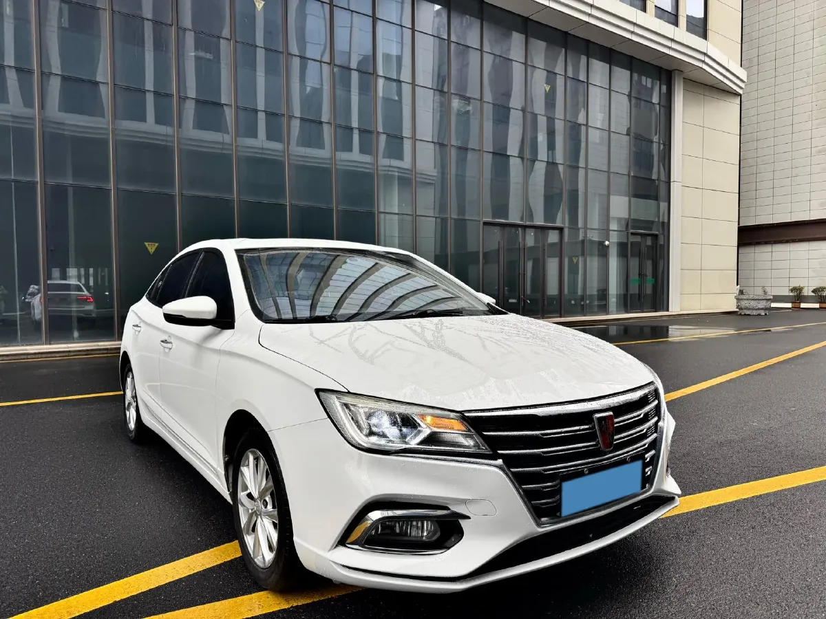 2019 Roewe i5 1.5L 120HP L4 CVT,autocango,china used car exporter,china ev exporter,chinese used car exporter,chinese used ev exporter