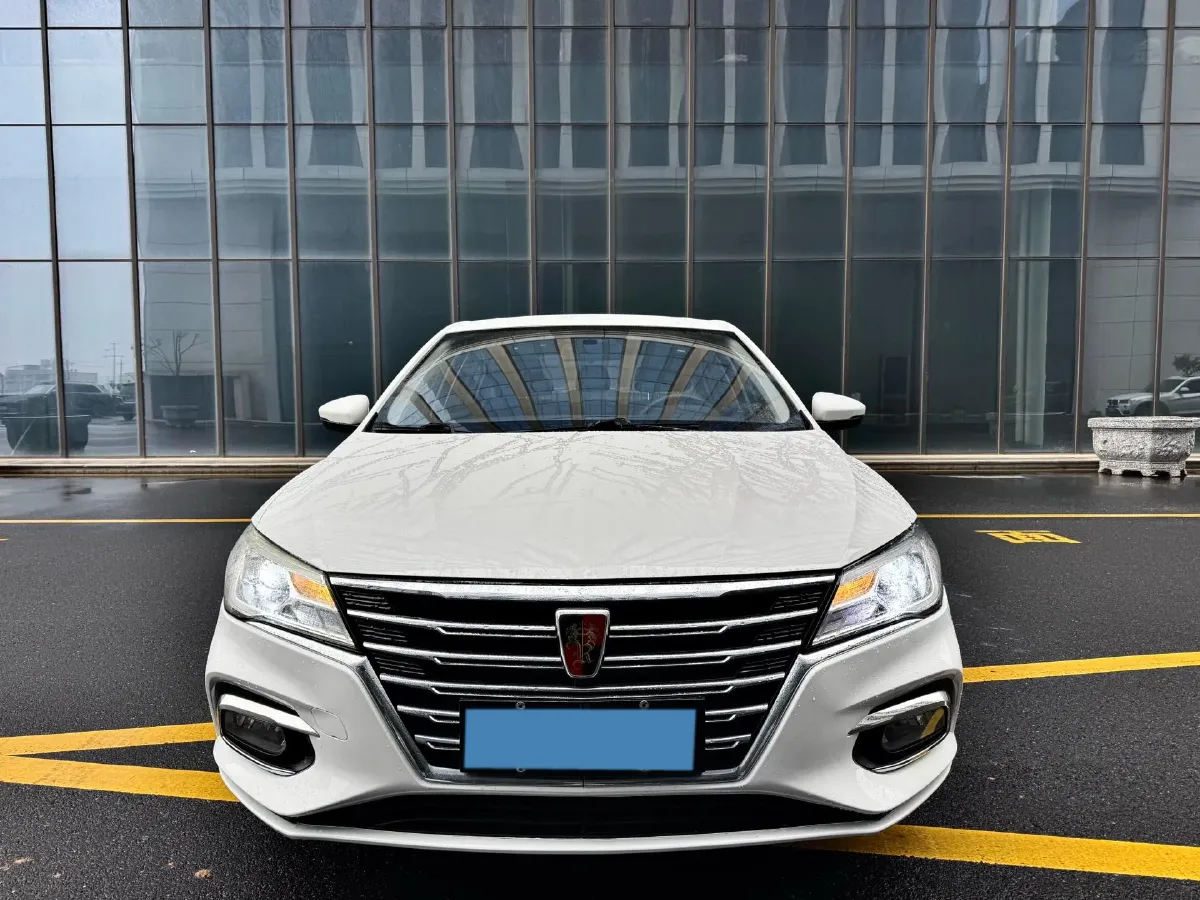 2019 Roewe i5 1.5L 120HP L4 CVT,autocango,china used car exporter,china ev exporter,chinese used car exporter,chinese used ev exporter