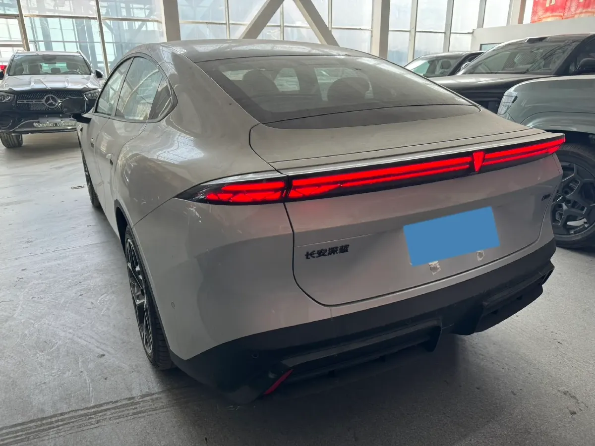 2026 Deepal L06 BEV,autocango,china used car exporter,china ev exporter,chinese used car exporter,chinese used ev exporter