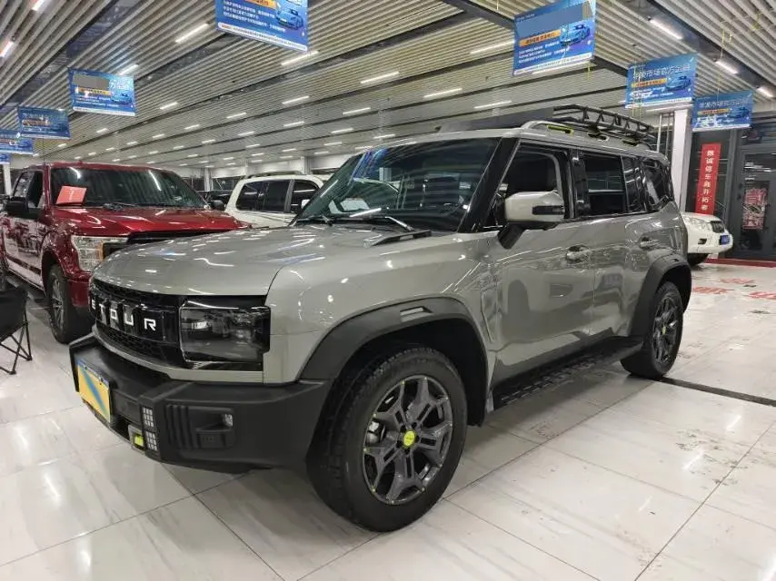 2023 Jetour Traveller 2.0T 254HP L4 7DCT