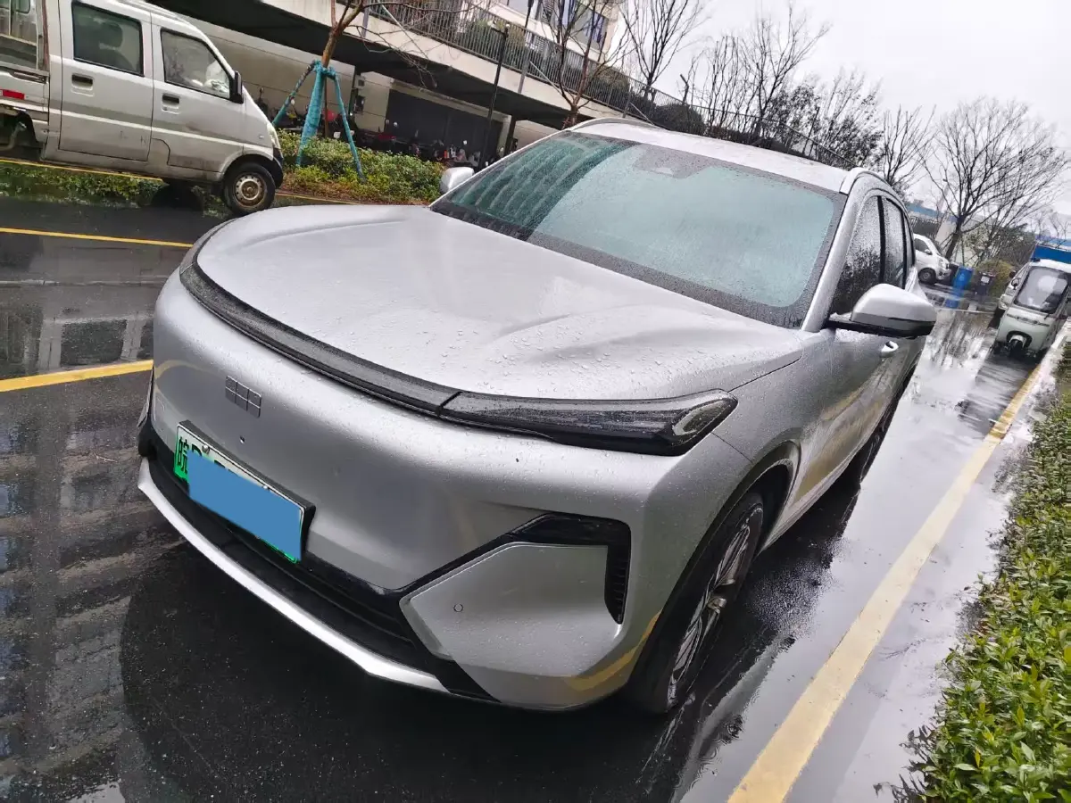 2025 Geely Galaxy L7 1.5L 112HP L4 1DHT PHEV 18.4KWH