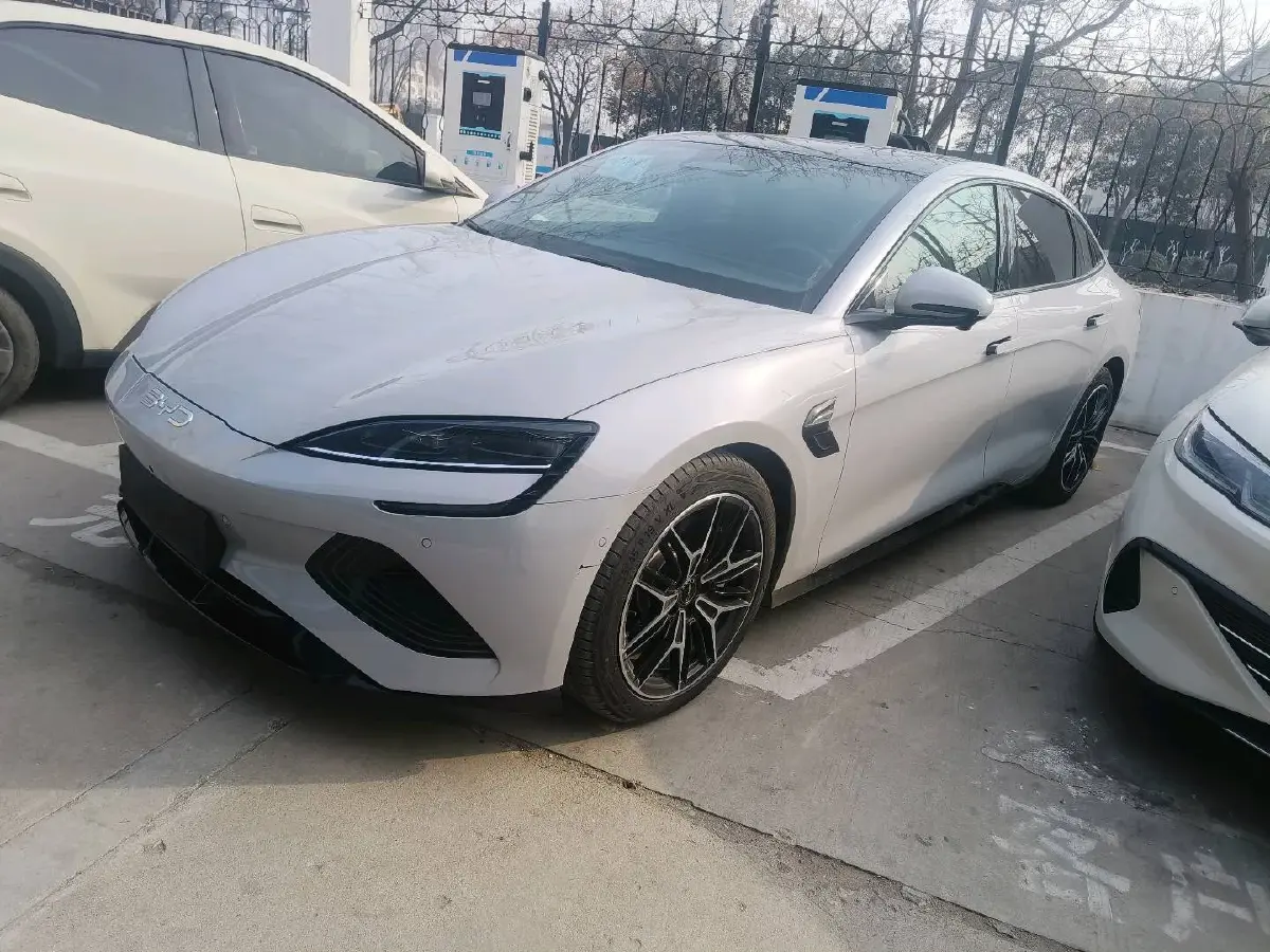 2025 BYD Seal BEV 61.44KWH