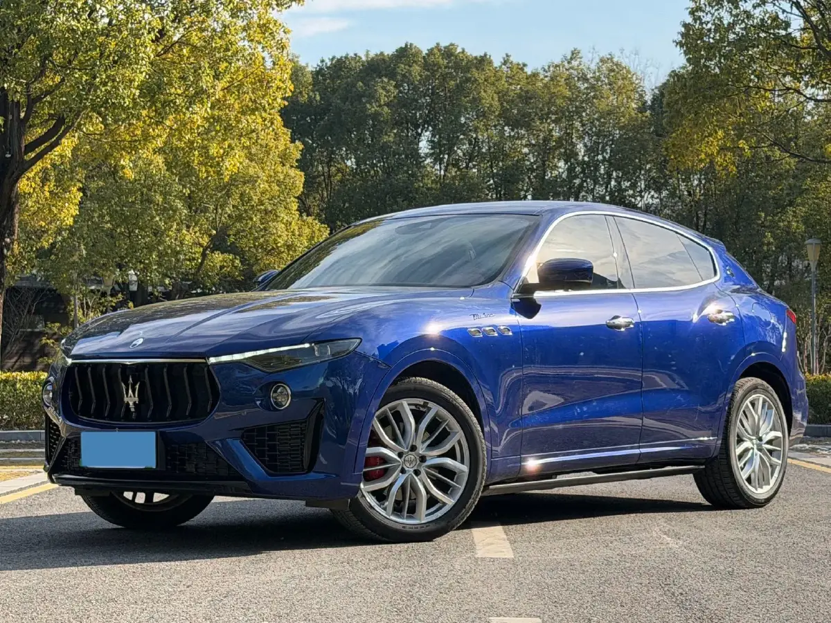 2022 Maserati Levante 3.0T 350HP V6 8AT