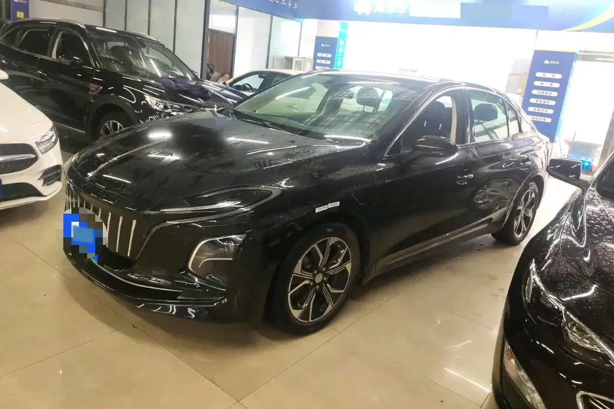 2023 HongQi E-QM5 BEV 54KWH