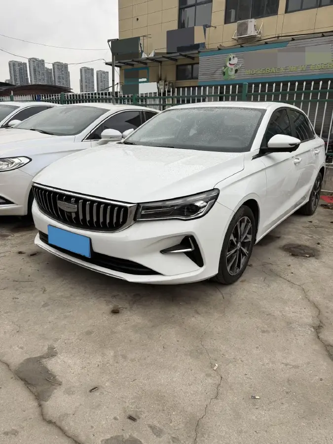 2025 Geely Emgrand 1.5L 127HP L4 CVT