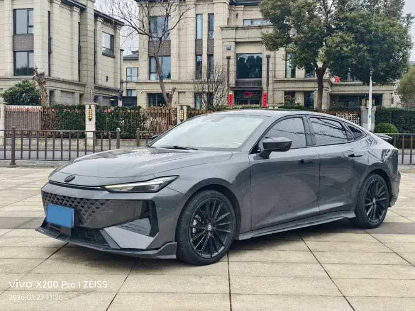 2024 ChangAn UNI-V 1.5T 188HP L4 7DCT