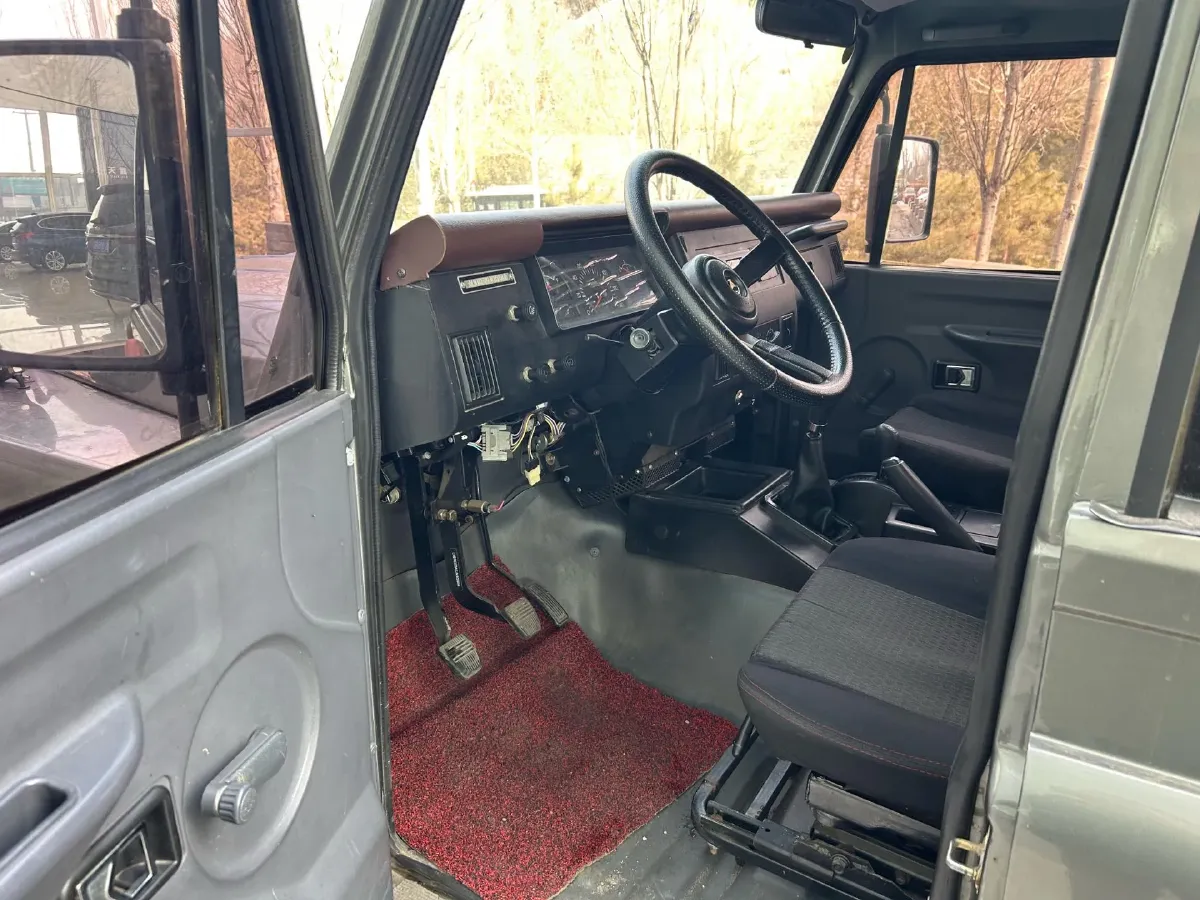 2016 BAW 212 2.0L 102HP L4 5MT,autocango,china used car exporter,china ev exporter,chinese used car exporter,chinese used ev exporter