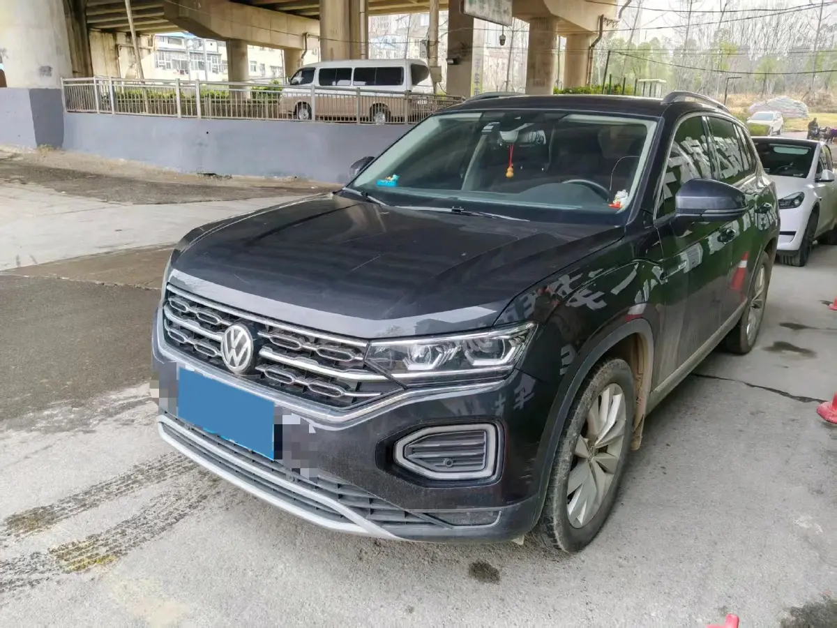 2020 Volkswagen Tacqua 1.5L 113HP L4 5MT