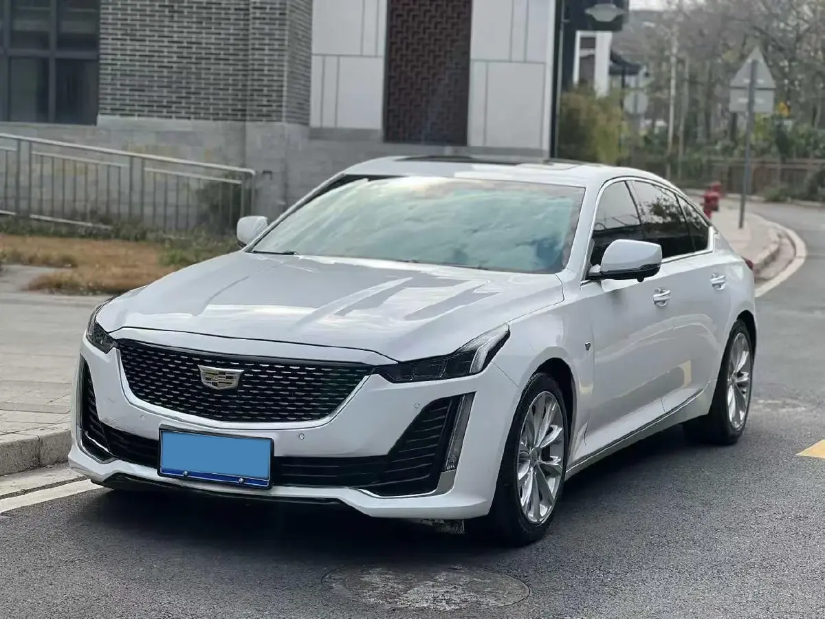 2020 Cadillac CT5 2.0T 237HP L4 10AT