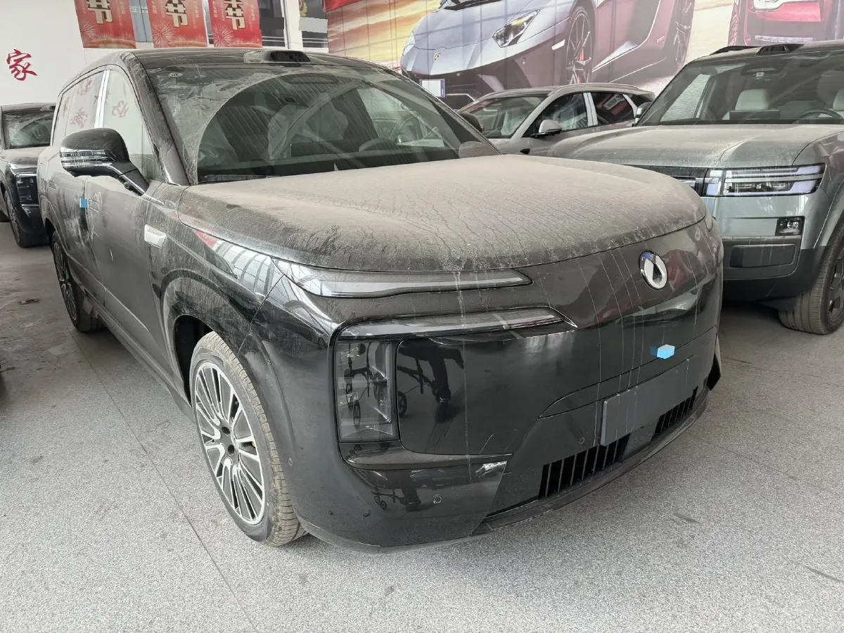 2025 Denza DenzaN8L 2.0T 207HP L4 E-CVT PHEV,autocango,china used car exporter,china ev exporter,chinese used car exporter,chinese used ev exporter