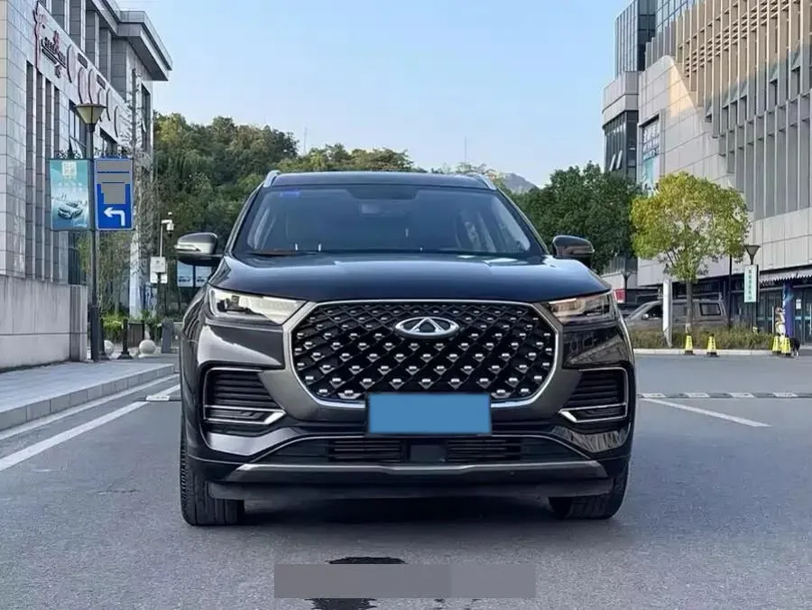 2022 Chery Tiggo 8 Plus 1.6T 197HP L4 7DCT,autocango,china used car exporter,china ev exporter,chinese used car exporter,chinese used ev exporter