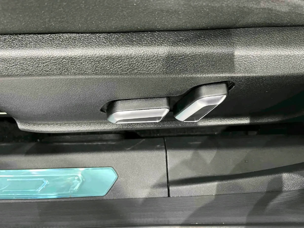 2021 Haval H6 1.5T 150HP L4 7DCT,autocango,china used car exporter,china ev exporter,chinese used car exporter,chinese used ev exporter