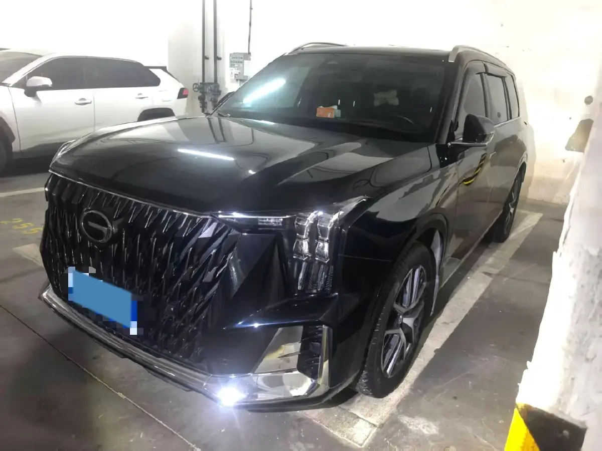 2022 GAC Trumpchi GS8 2.0T 190HP L4 E-CVT Hybrid