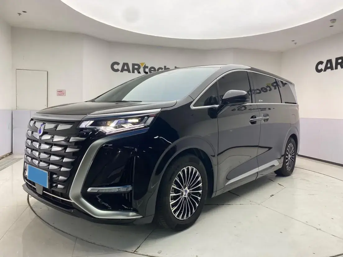 2024 Denza D9 1.5T 139HP L4 E-CVT PHEV 40KWH