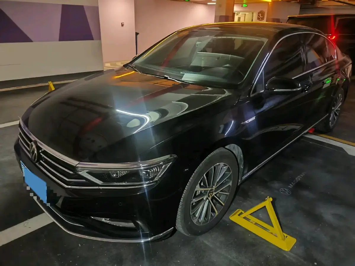 2020 Volkswagen Magotan 2.0T 220HP L4 7DCT