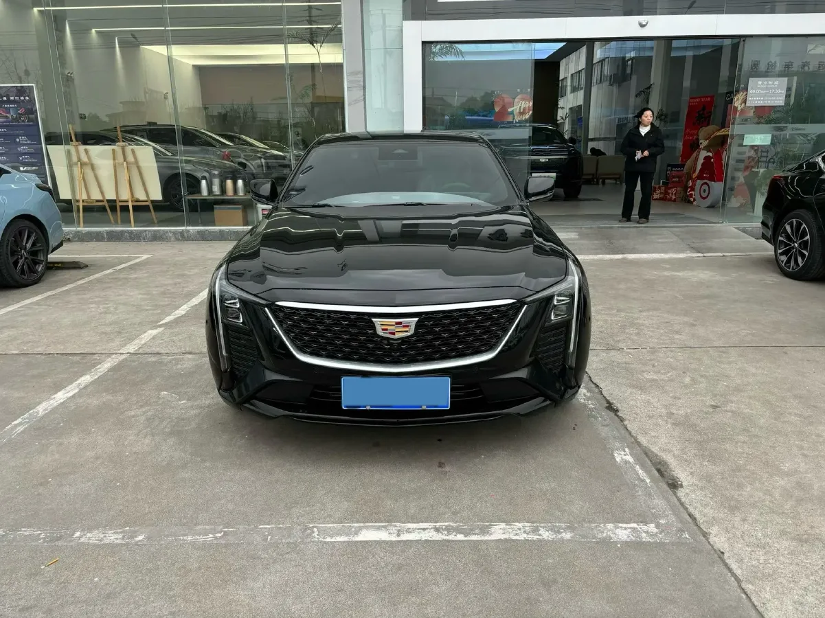 2025 Cadillac CT5 2.0T 237HP L4 10AT,autocango,china used car exporter,china ev exporter,chinese used car exporter,chinese used ev exporter