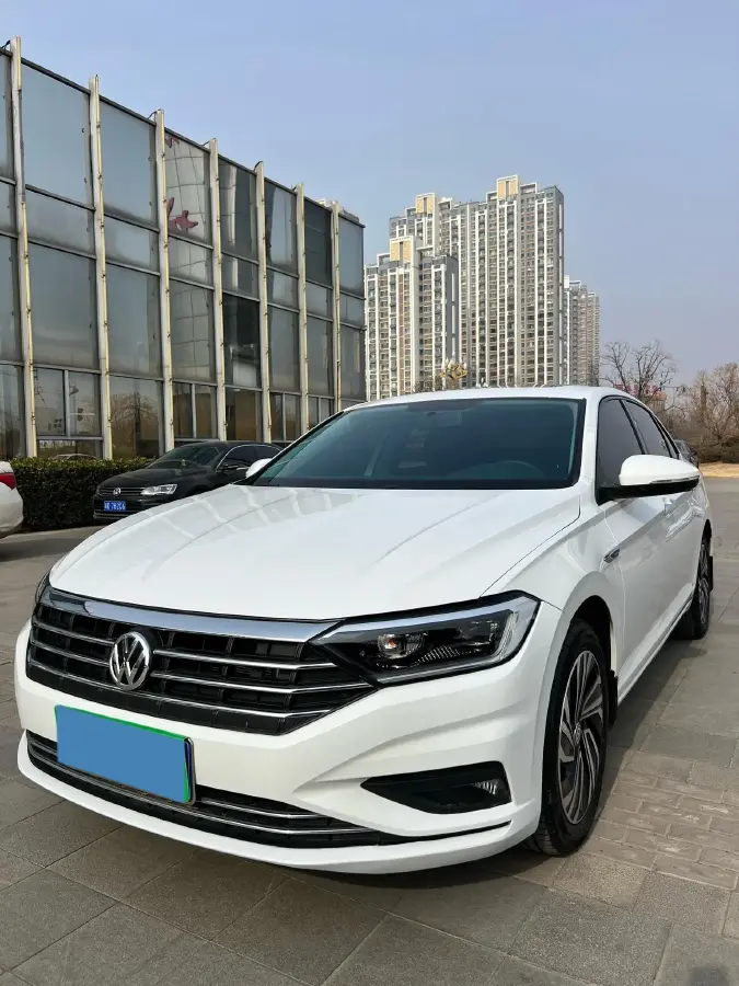 2022 Volkswagen Sagitar 1.4T 150HP L4 7DCT