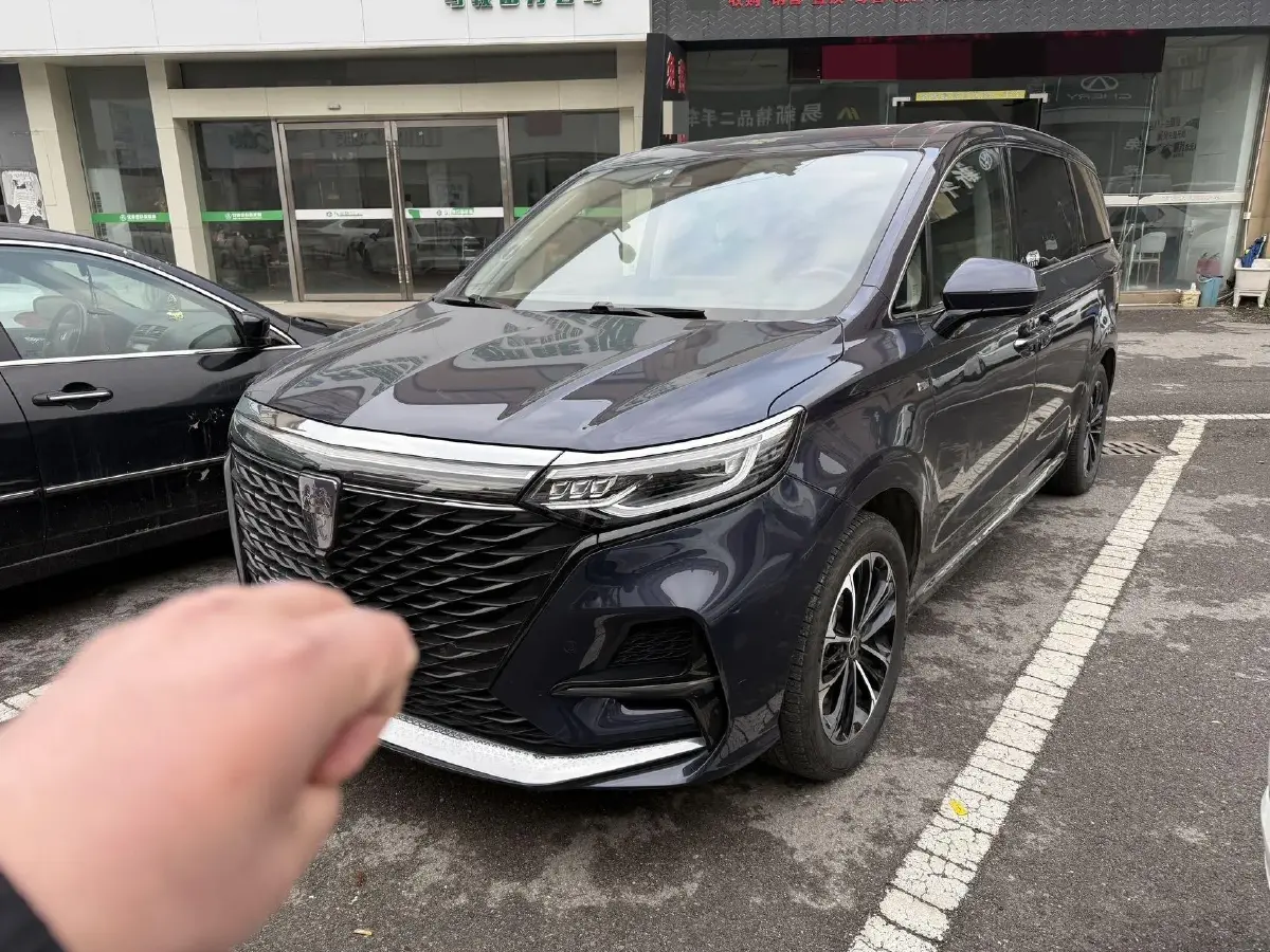 2021 Roewe iMAX8 2.0T 234HP L4 8AT