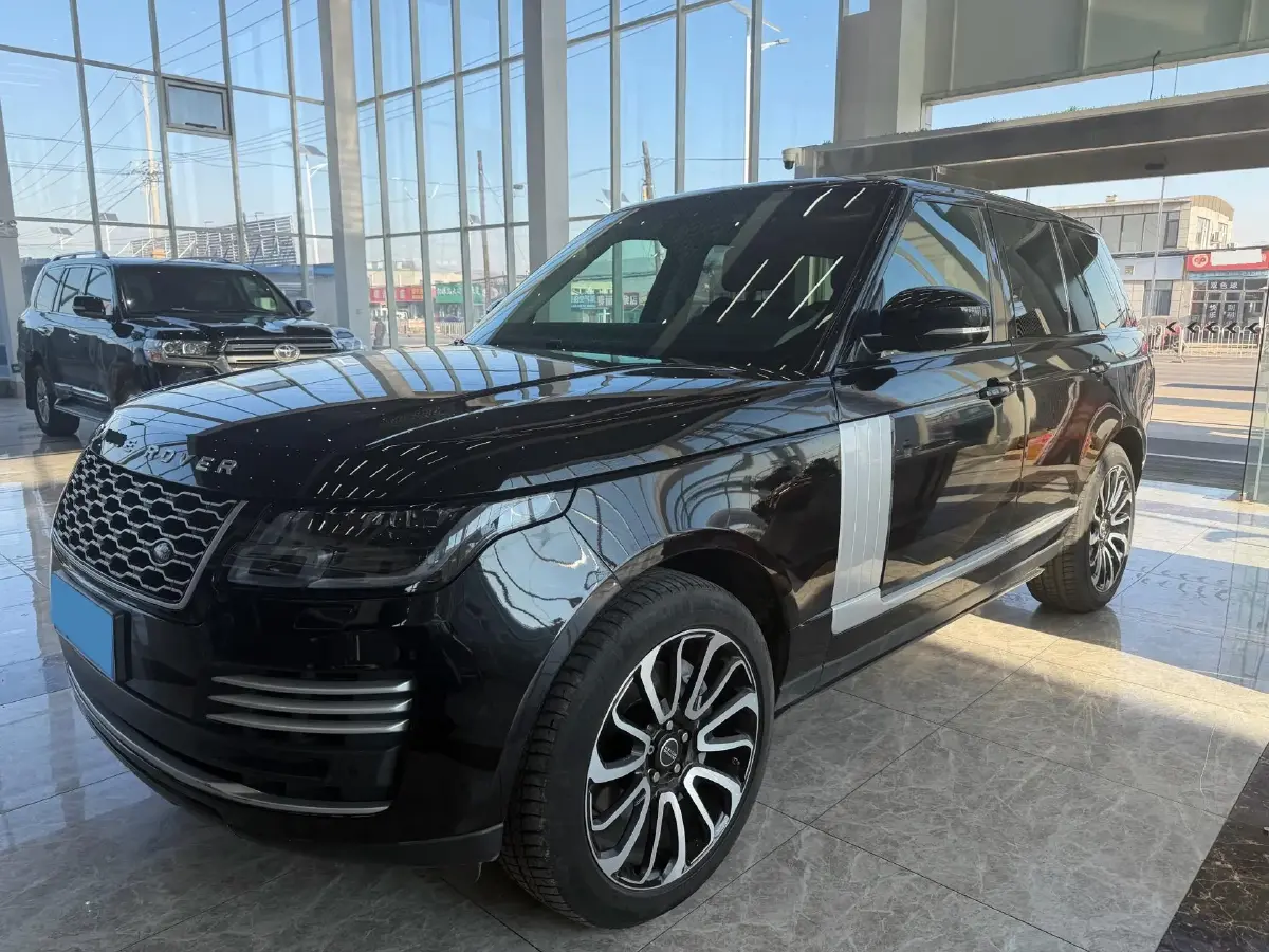 2022 Land Rover Range Rover 3.0T 360HP L6 8AT
