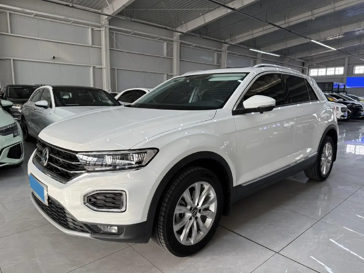 2022 Volkswagen T-Roc 1.4T 150HP L4 7DCT