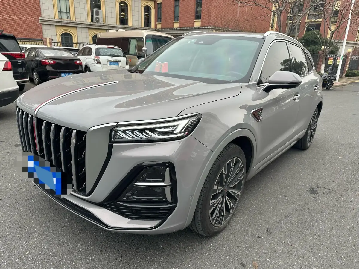 2023 HongQi HS5 2.0T 252HP L4 8AT