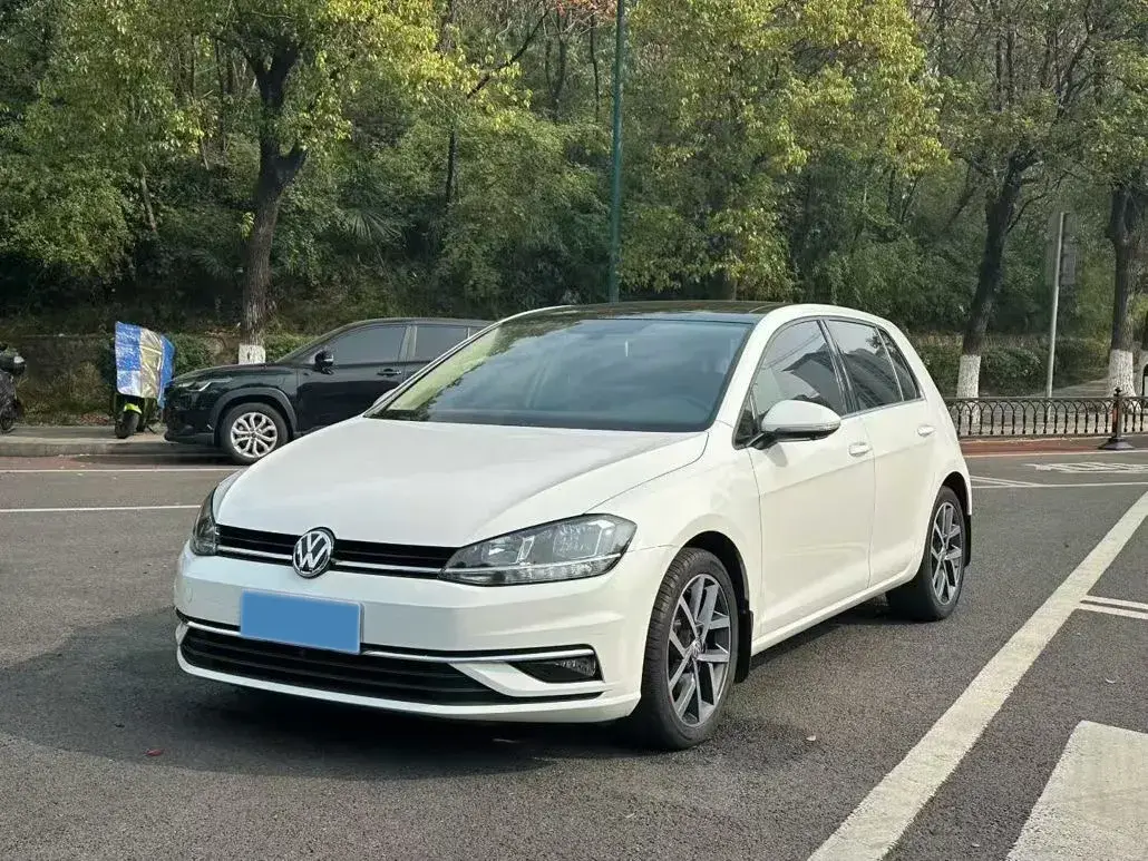 2020 Volkswagen Golf 1.4T 150HP L4 7DCT