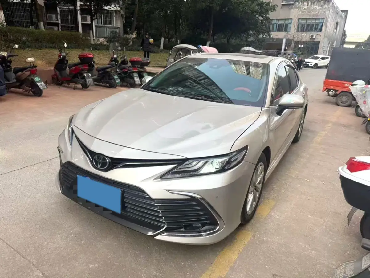 2021 Toyota Camry 2.0L 178HP L4 CVT