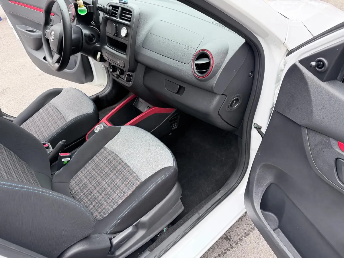 2022 DongFeng eπ BOX BEV 15.974KWH,autocango,china used car exporter,china ev exporter,chinese used car exporter,chinese used ev exporter