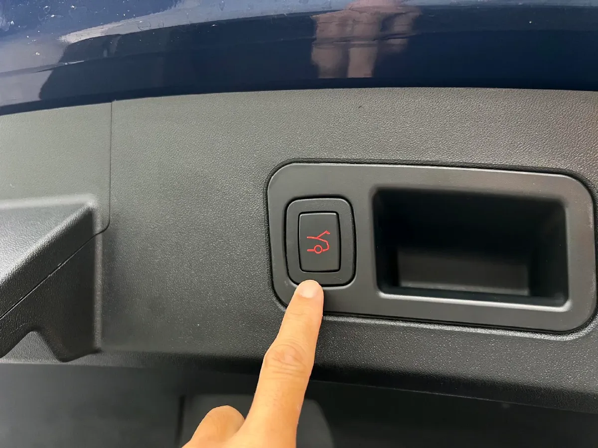 2017 Tesla Model S BEV 75KWH,autocango,china used car exporter,china ev exporter,chinese used car exporter,chinese used ev exporter