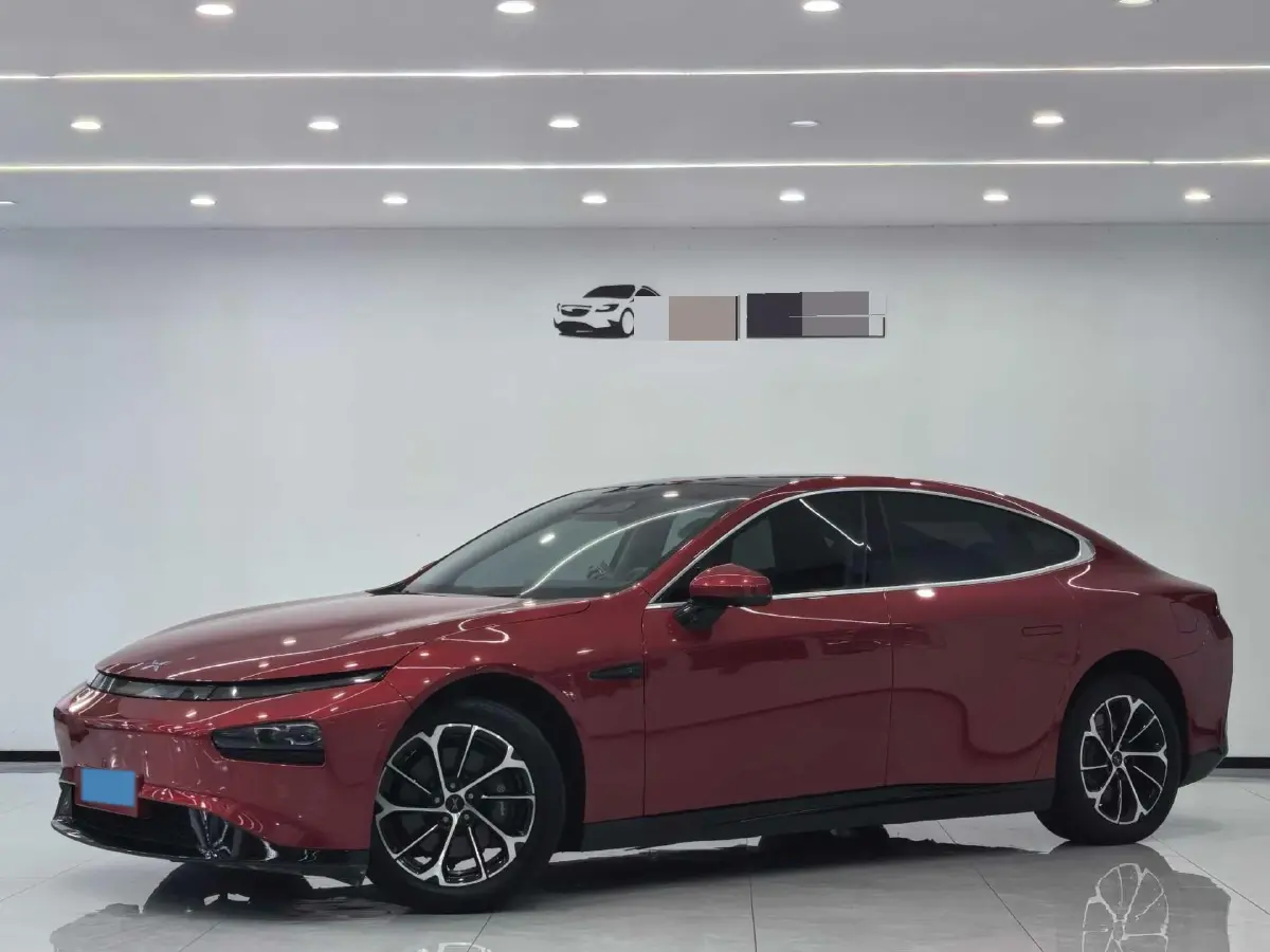 2020 DS 7 1.6T 215HP L4 8AT