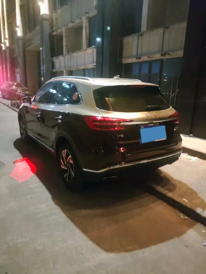 2022 HongQi HS5 2.0T 224HP L4 6AT,autocango,china used car exporter,china ev exporter,chinese used car exporter,chinese used ev exporter