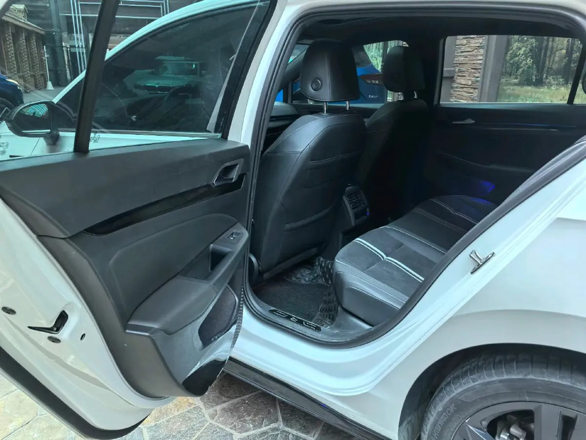 2021 Volkswagen Golf 1.4T 150HP L4 7DCT,autocango,china used car exporter,china ev exporter,chinese used car exporter,chinese used ev exporter