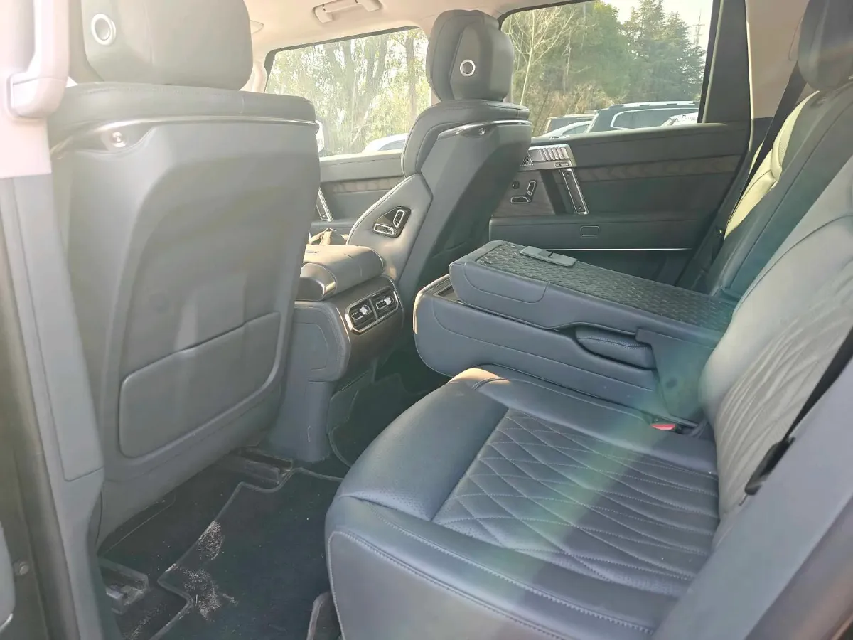 2023 M Hero 917 REEV 197HP 2AT REEV 65.8KWH,autocango,china used car exporter,china ev exporter,chinese used car exporter,chinese used ev exporter