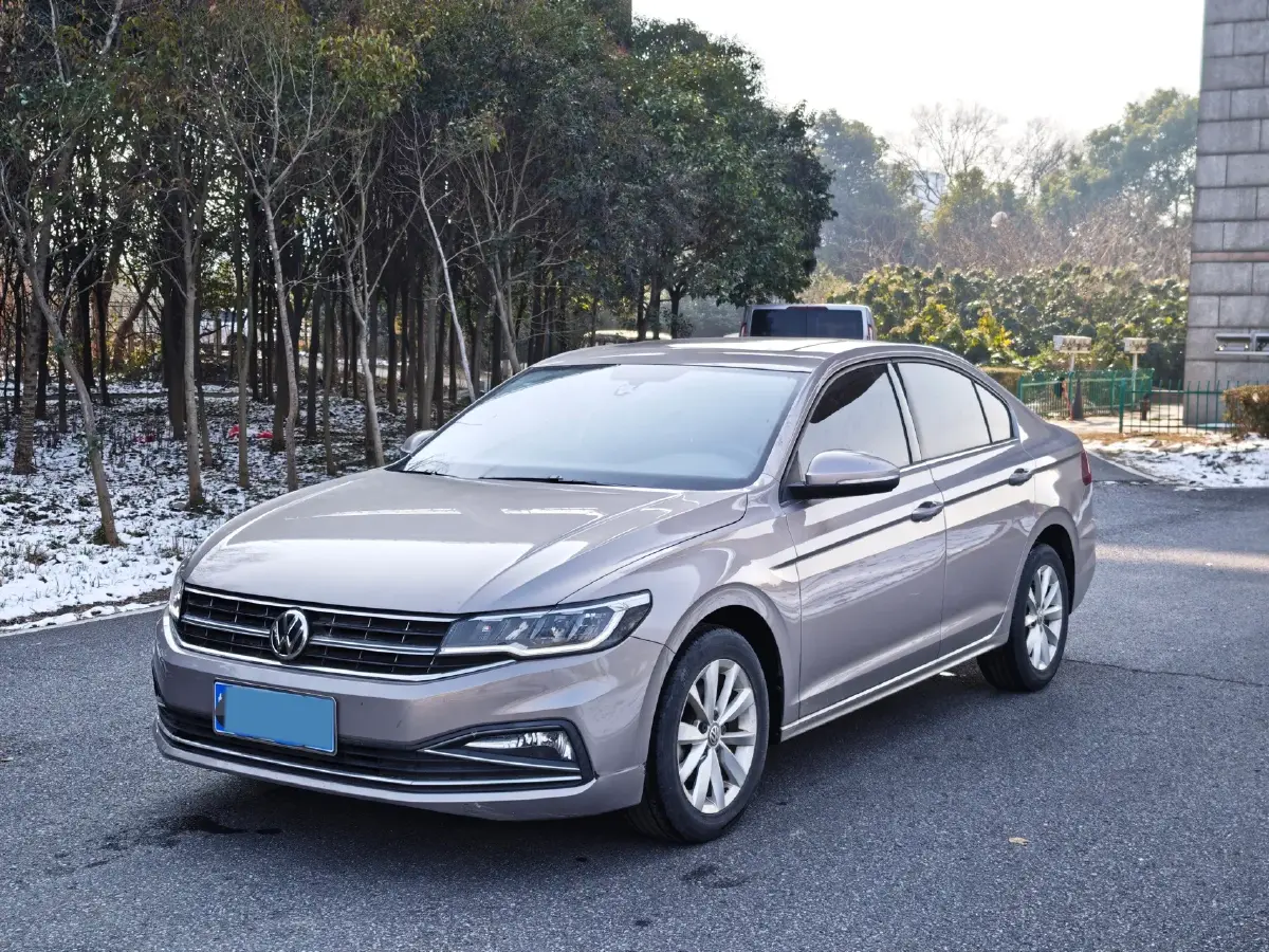 2019 Volkswagen Golf Sportsvan 1.6L 110HP L4 6AT