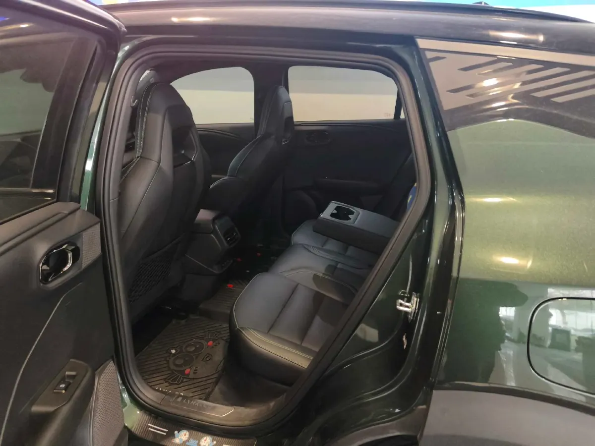 2023 LYNK&CO 06 EM-P 1.5L 120HP L4 3DHT PHEV 19.09KWH,autocango,china used car exporter,china ev exporter,chinese used car exporter,chinese used ev exporter