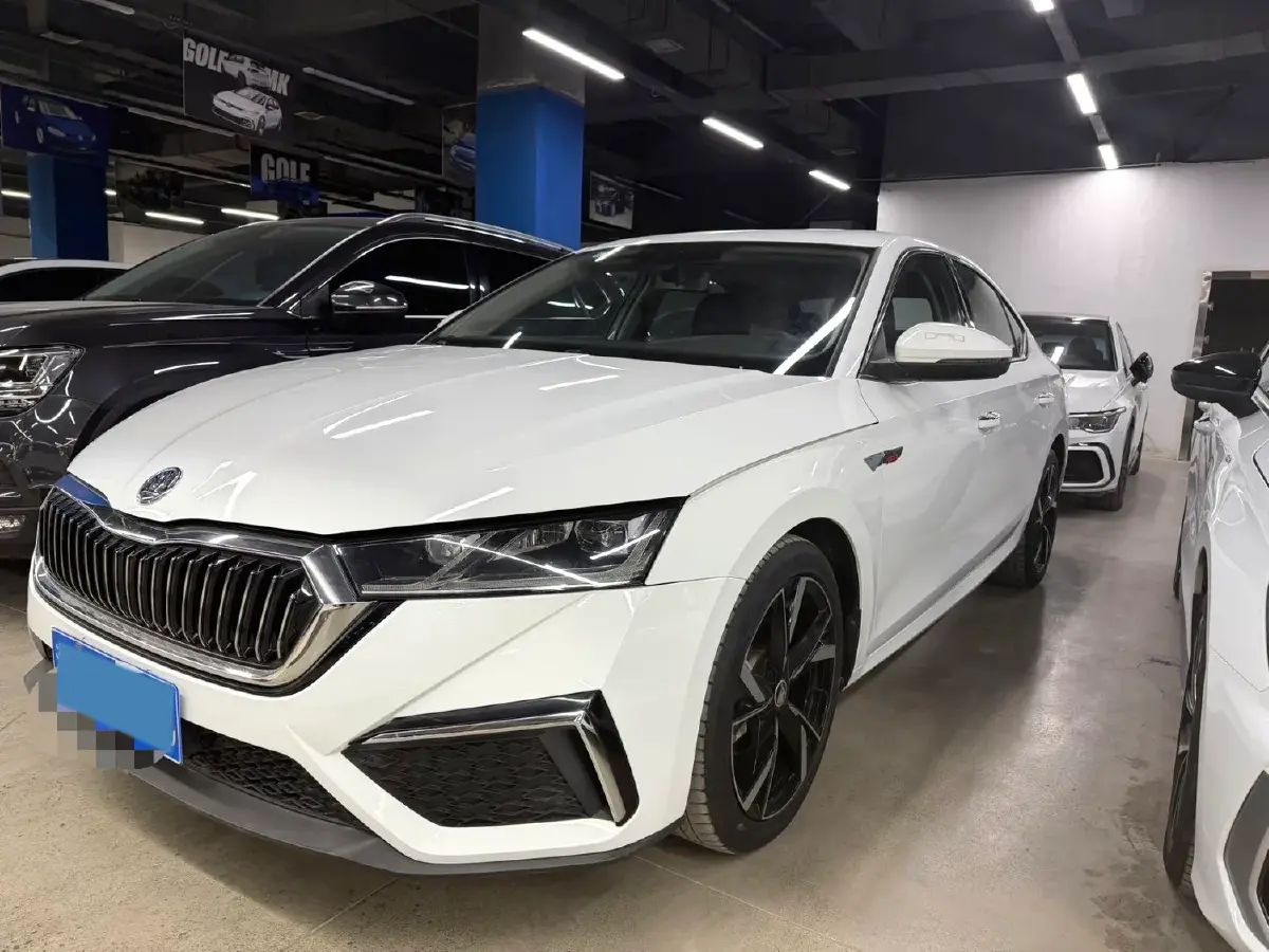 2023 Skoda Octavia 1.4T 150HP L4 7DCT