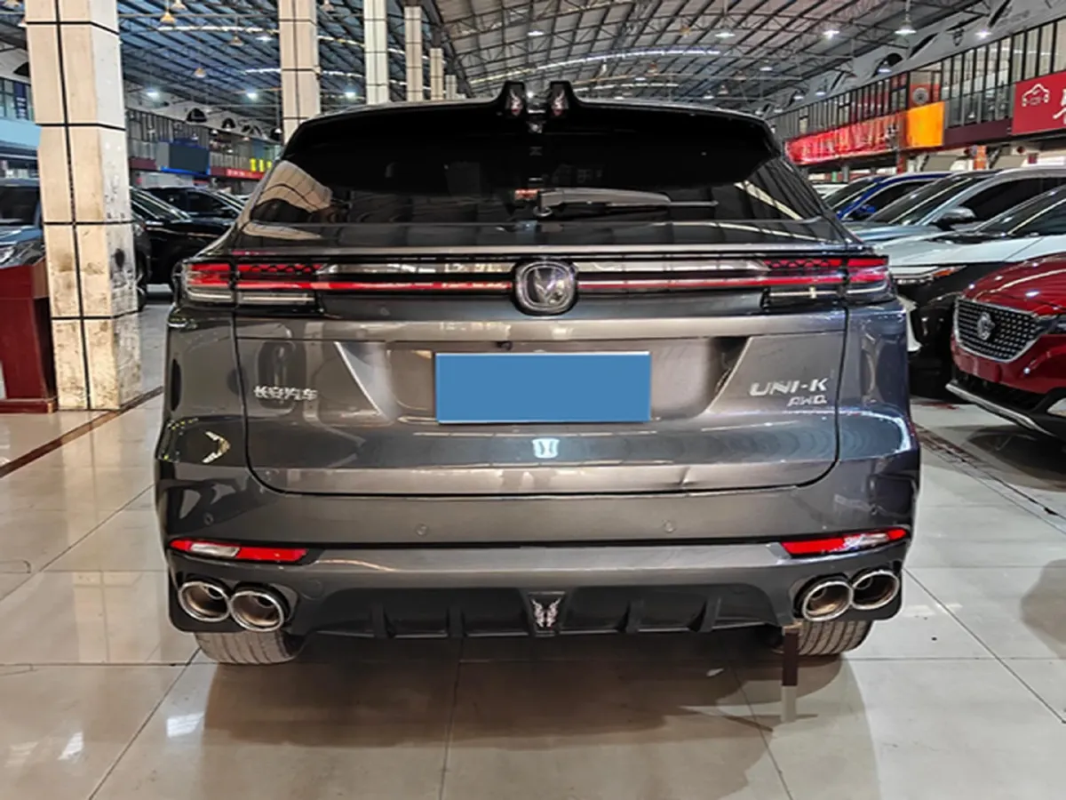 2021 ChangAn UNI-K 2.0T 233HP L4 8AT,autocango,china used car exporter,china ev exporter,chinese used car exporter,chinese used ev exporter